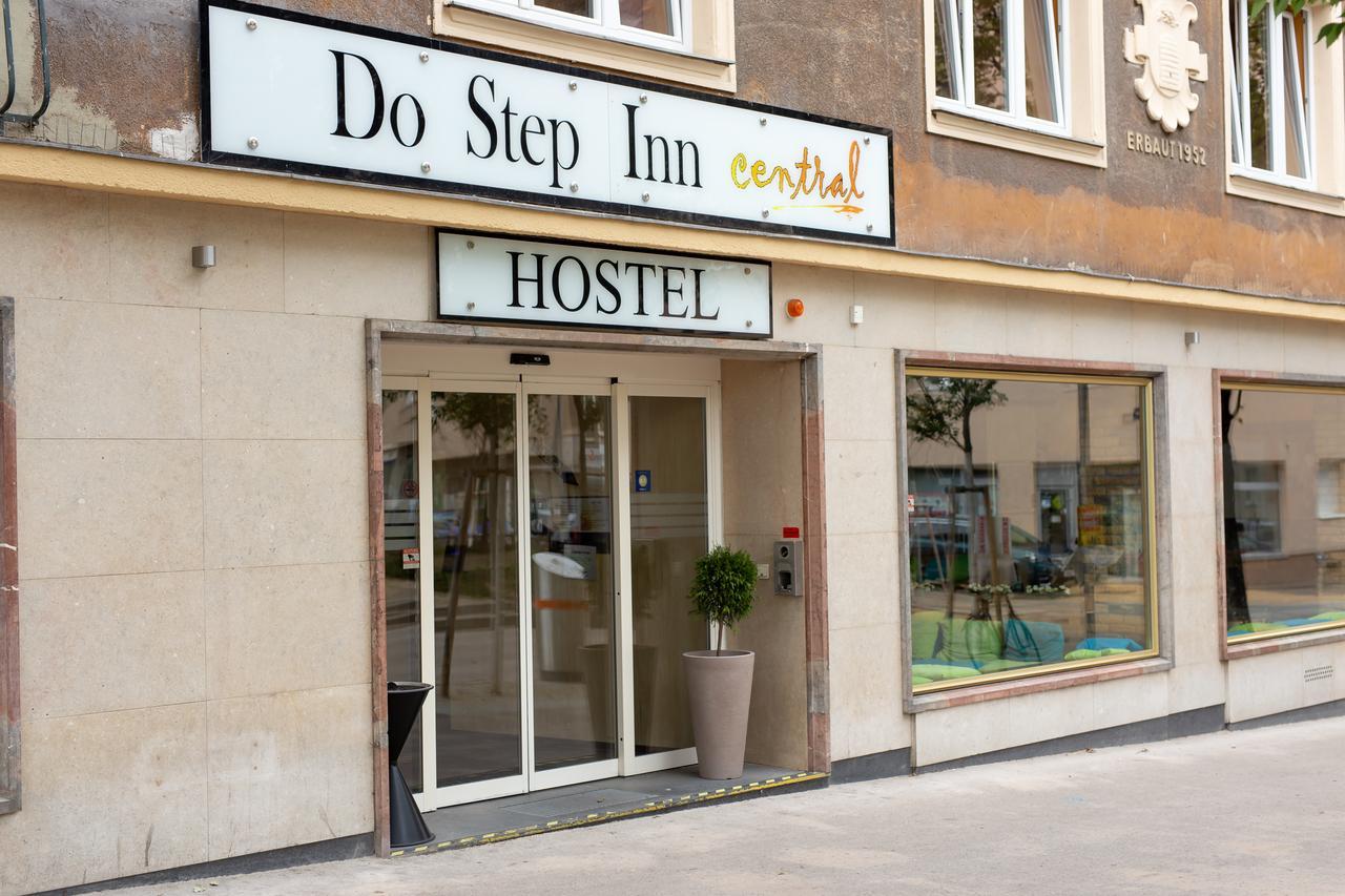 Do Step Inn Central - Self-Service-Hostel Vienna Exterior photo